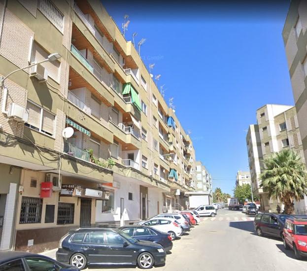 For sale of flat in Huércal-Overa