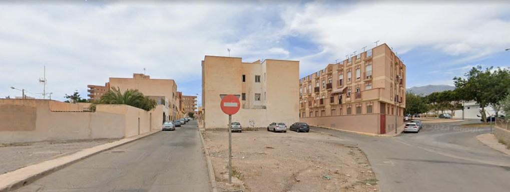 Venta de piso en Vícar