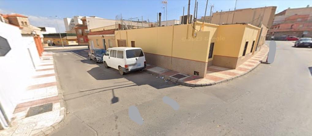 Venta de casa en Roquetas de Mar