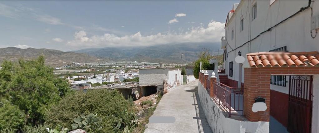 Venta de casa en Berja