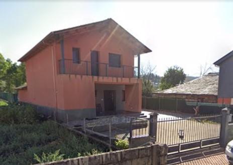Venta de chalet en Vega de Espinareda