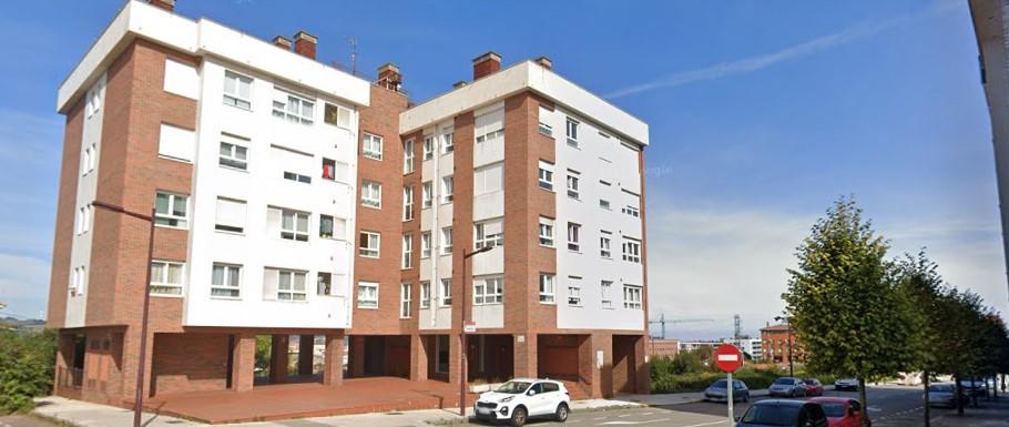 For sale of flat in Gijón
