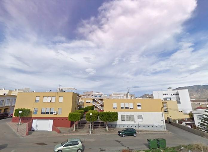 For sale of flat in Benahadux
