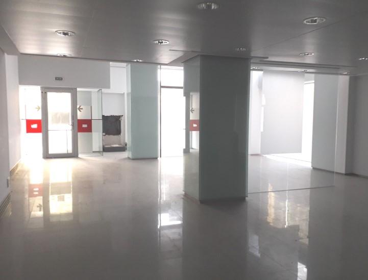 For sale of premises in Cádiz