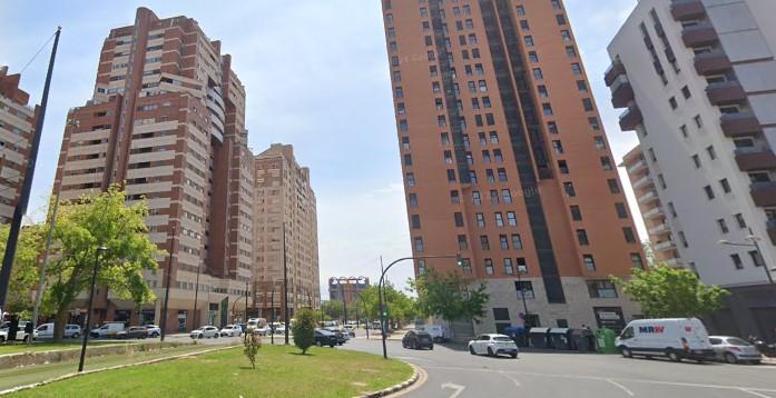 For sale of office in Valencia