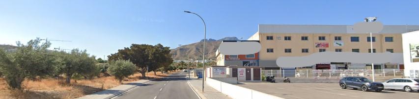 Venta de local en Finestrat