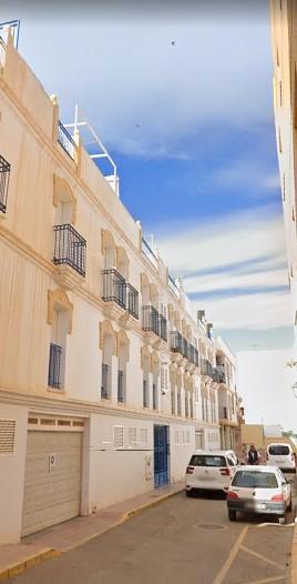 For sale of flat in Garrucha