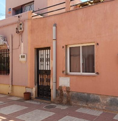 Venta de casa en Rioja