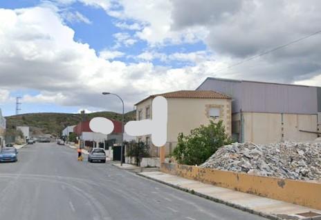 Venta de nave en Macael