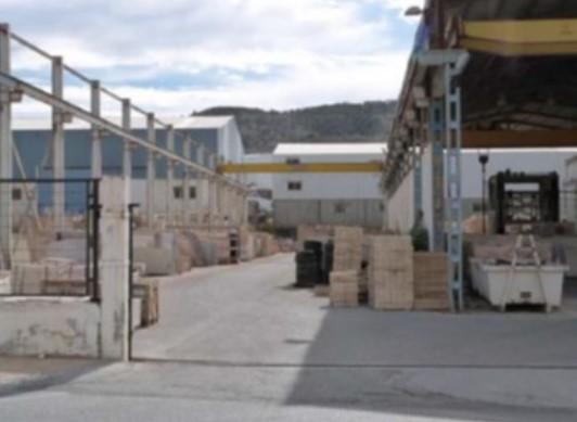 Venta de nave en Macael