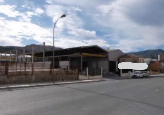 Venta de nave en Macael