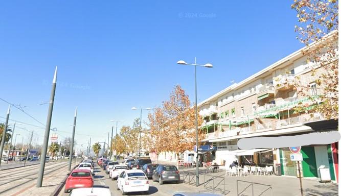 Venta de local en Granada