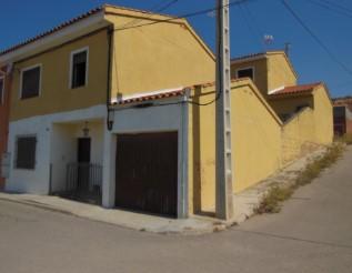 Venta de casa en Valera de Abajo