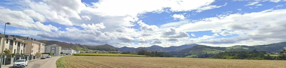 For sale of land in Valdés