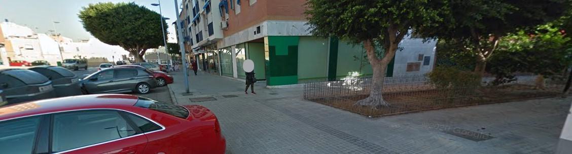 Venta de local en Almería