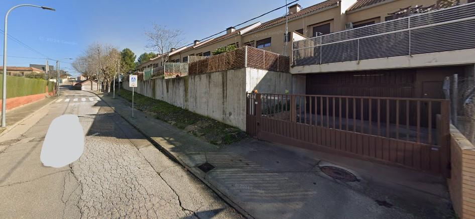 Venta de casa en Novés