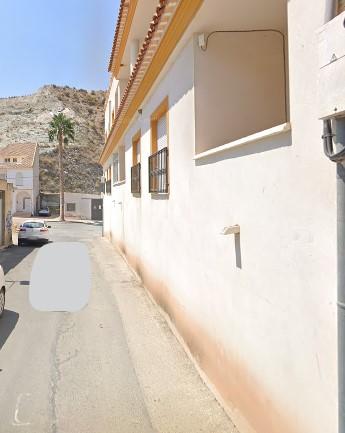 Venta de local en Zurgena