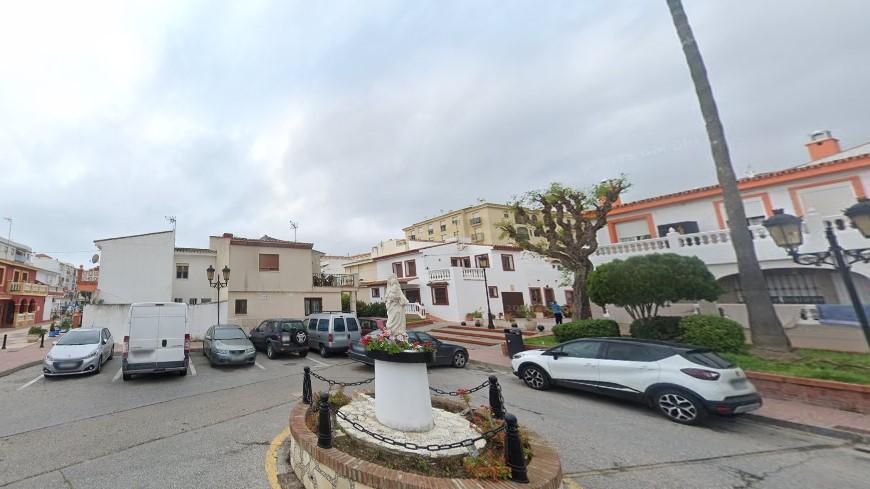 Venta de casa en San Luis de Sabinillas
