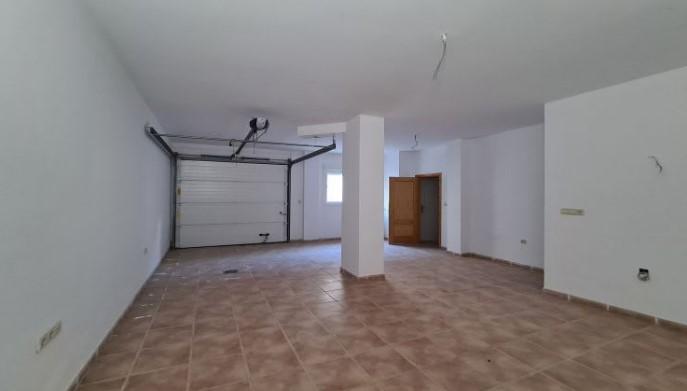 Venta de casa en Macael