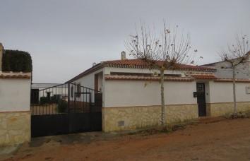 Venta de casa en El Toboso
