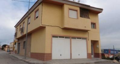 For sale of flat in Roldán