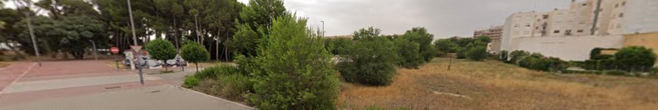 For sale of land in Almansa
