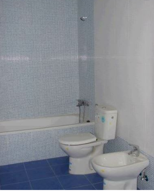 Venta de piso en Lominchar