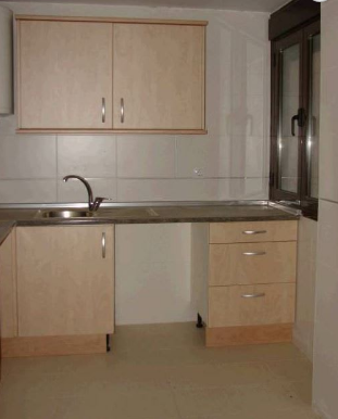Venta de piso en Lominchar