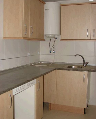 Venta de piso en Lominchar