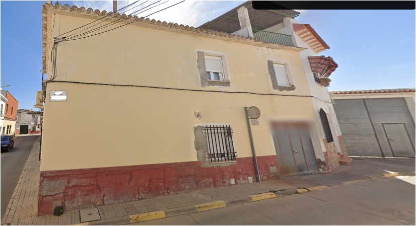 Venta de casa en Herencia