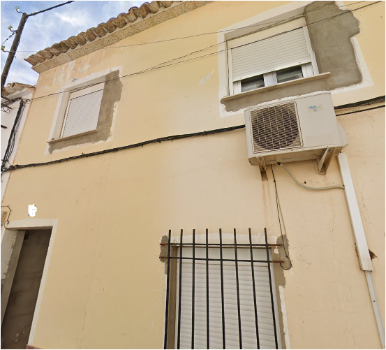 Venta de casa en Herencia