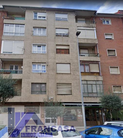 Venta de piso en El Astillero