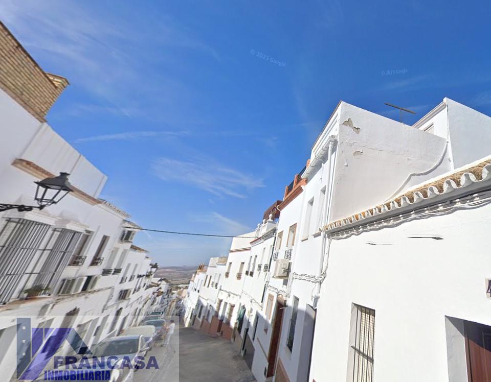 For sale of house in Montellano