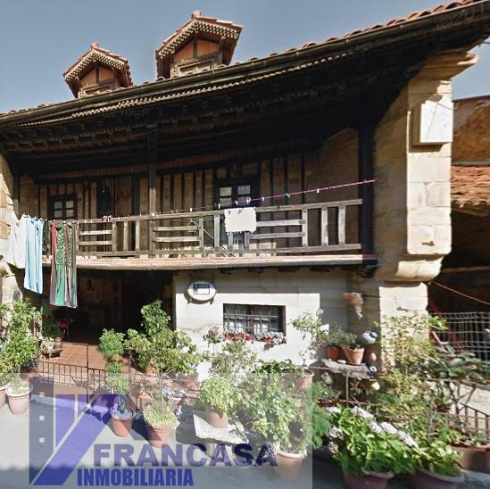 For sale of house in Udías