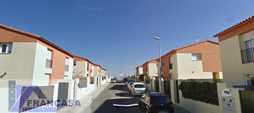 For sale of house in Novés