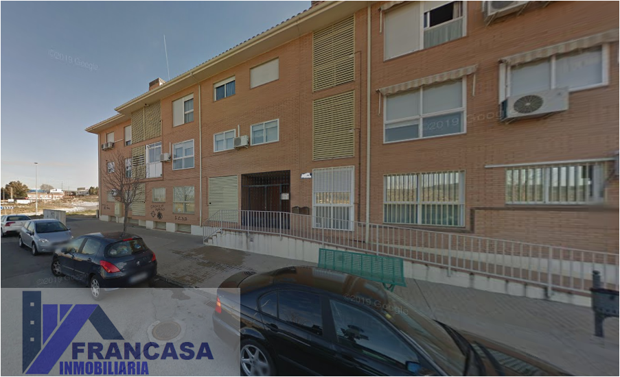 Venta de piso en Velilla de San Antonio