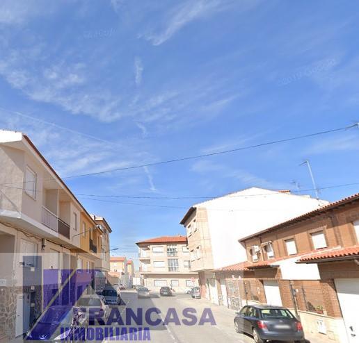 Piso en venta en ZONA SRESTE CERCA DE LA PLAZA CÓNSULES, Consuegra