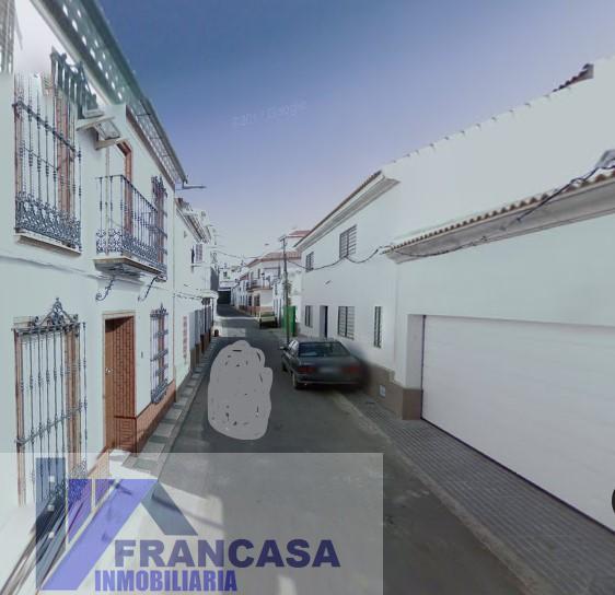 For sale of house in Carrión de los Céspedes