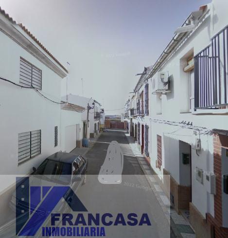 For sale of house in Carrión de los Céspedes