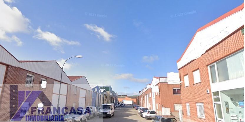 For sale of industrial plant/warehouse in Villares de la Reina