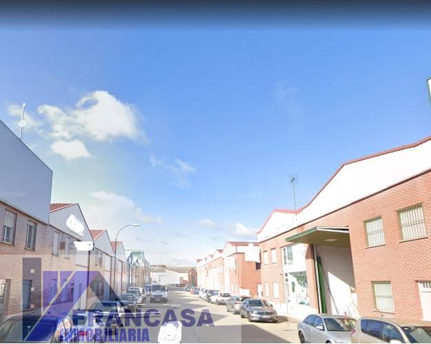 For sale of industrial plant/warehouse in Villares de la Reina