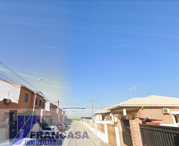 For sale of house in Villamiel de Toledo