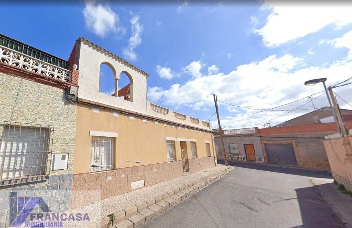 For sale of house in Cartagena