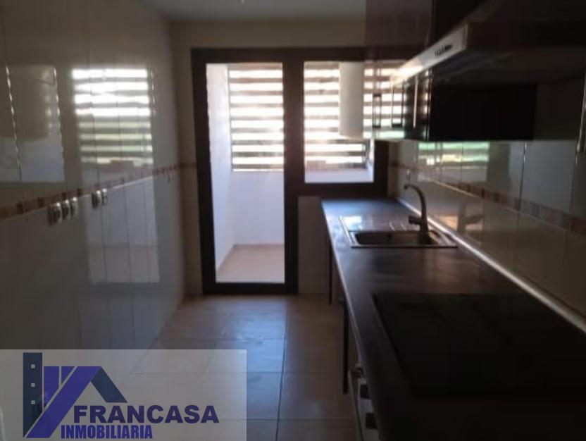 Venta de piso en Villaluenga de la Sagra