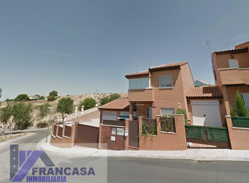 Venta de casa en Ontígola