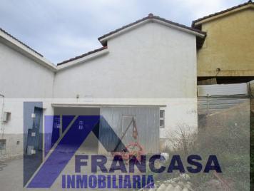 Venta de nave industrial en Cabrales