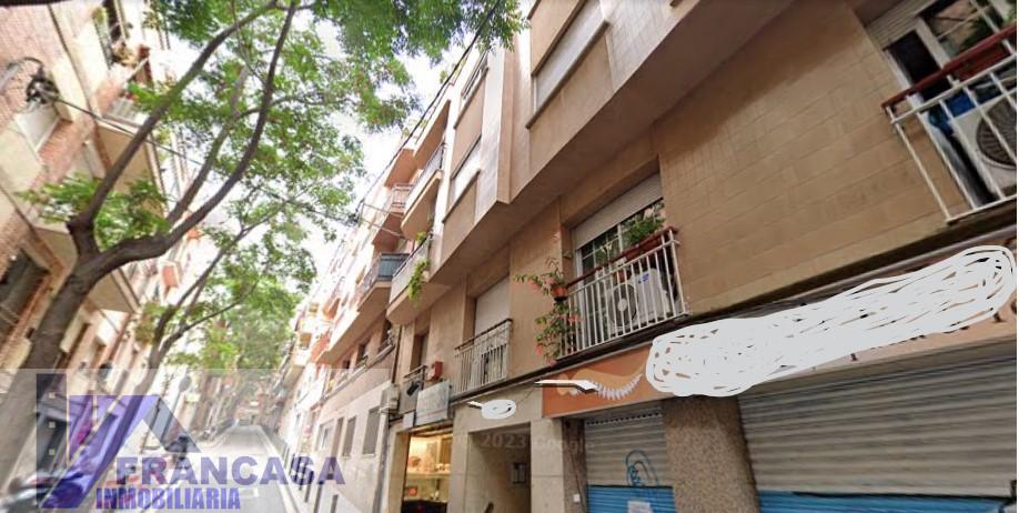 For sale of flat in Barcelona