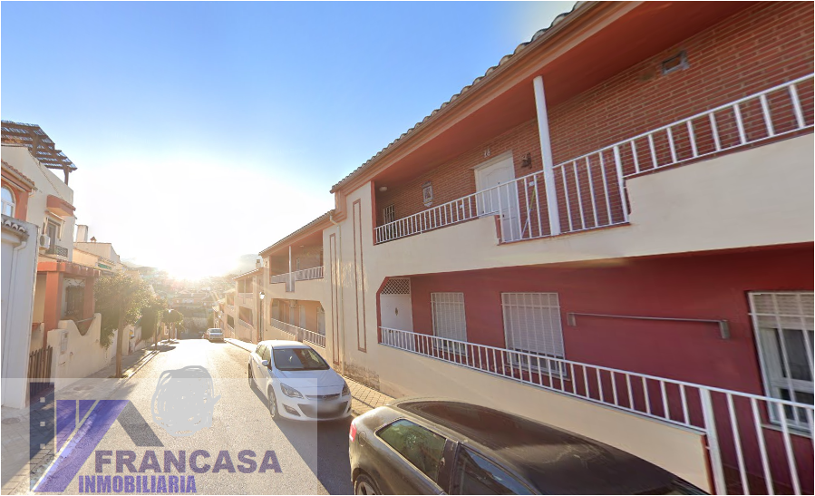 For sale of flat in Huétor Vega