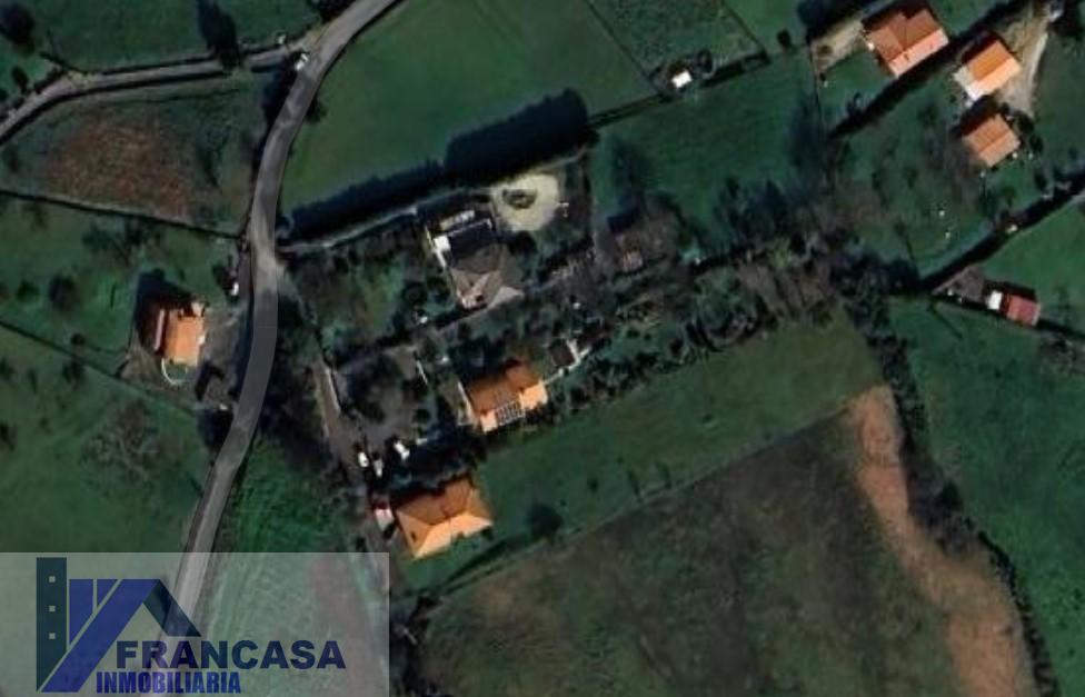 For sale of house in Villaviciosa