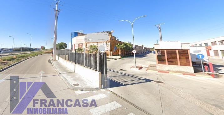 For sale of industrial plant/warehouse in Guadalajara